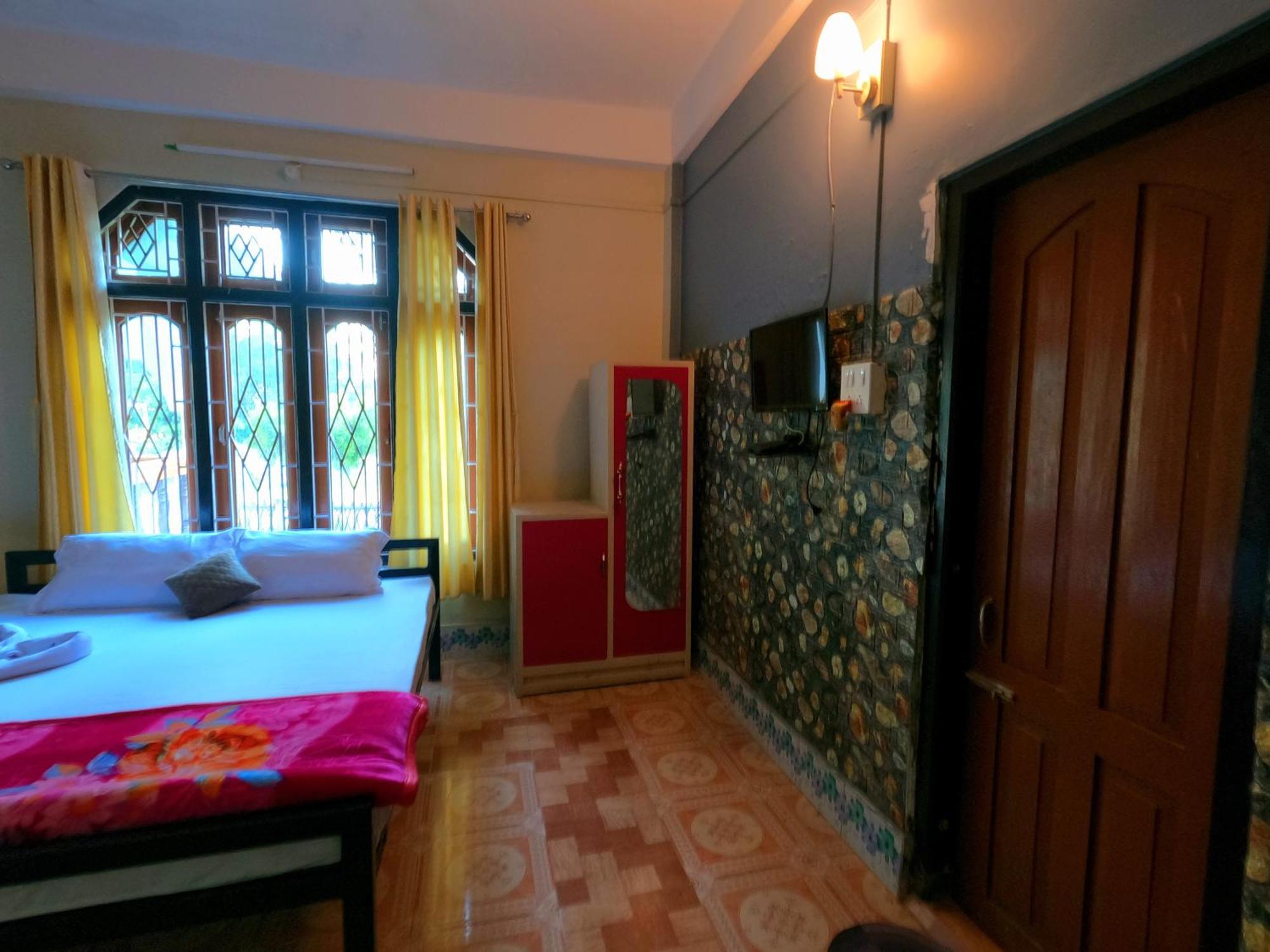 Kareng Party Camp N Homestay Kāziranga Exterior foto